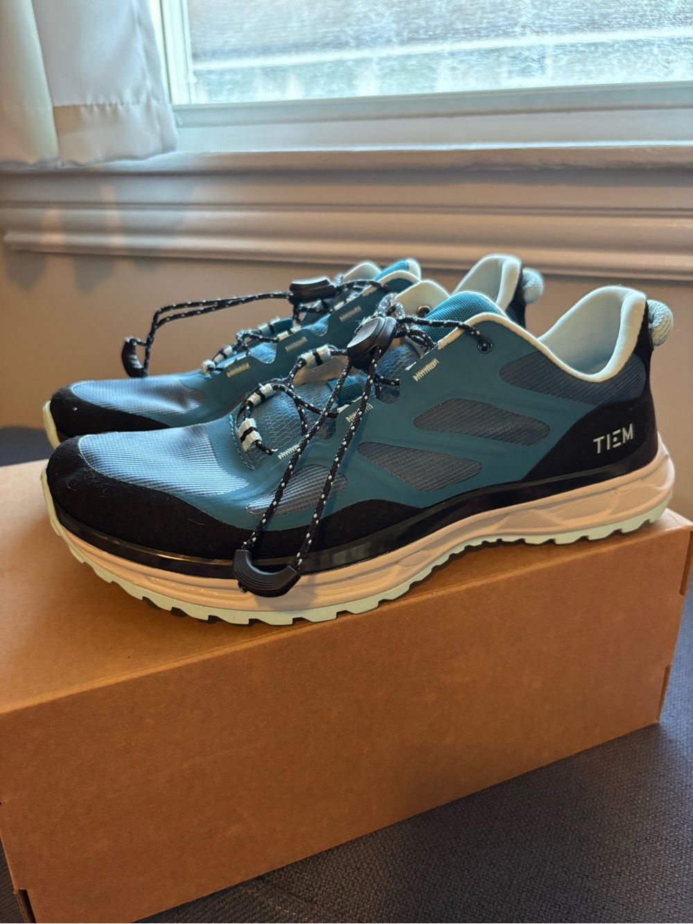 Tiem Via Cycling Shoes size 8 - Picture 7 of 8